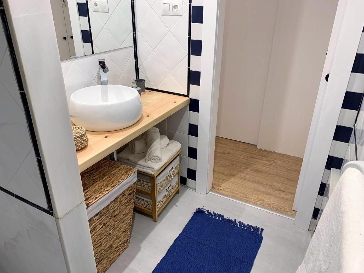 Apartamento Duplex Planta Baja Con Aparcamiento Gratuito En Palacio De Mijares Apartman Llanes Kültér fotó