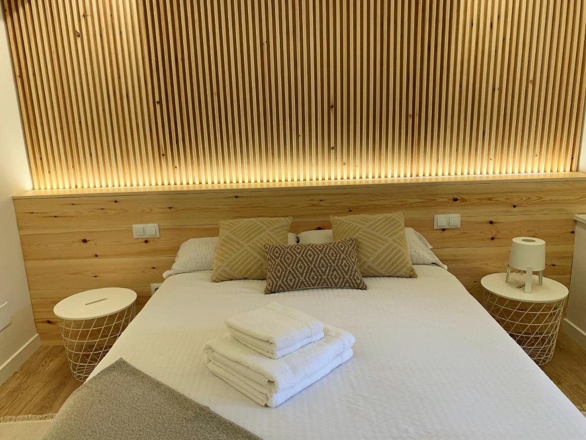Apartamento Duplex Planta Baja Con Aparcamiento Gratuito En Palacio De Mijares Apartman Llanes Kültér fotó